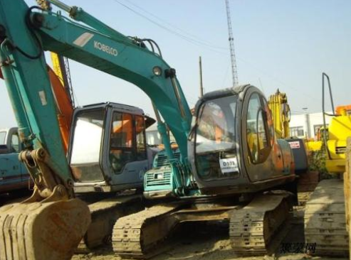 挖掘機(jī)陷車，你需要了解以下方法